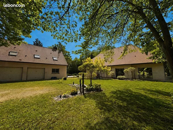Villa 10 pièces 410 m²