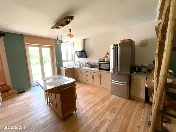 Maison 5 pièces 150 m²