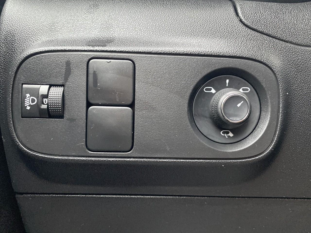 Citroën C3 1.2 puretech 83ch s&s shine — photo 16