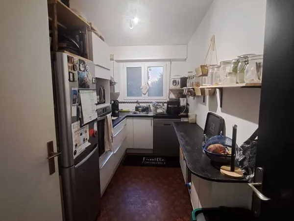 APPARTEMENT 80 M2 CAVE PARKING