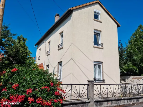 Maison familiale 4 chambres + bureau, centre de dieuze