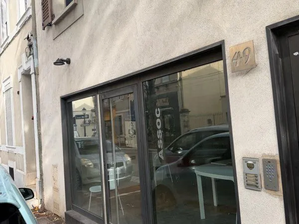 Local commercial