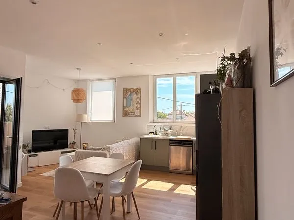 📢 Offre de location - T3 61m² à la couronne (centre-ville)