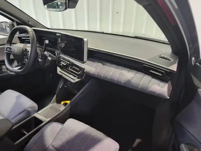 Renault 4 renault  e-tech electrique 150 ch autonomie confort — photo 6