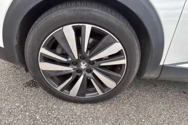 Peugeot 3008 hybrid4 300 e-eat8 — photo 67