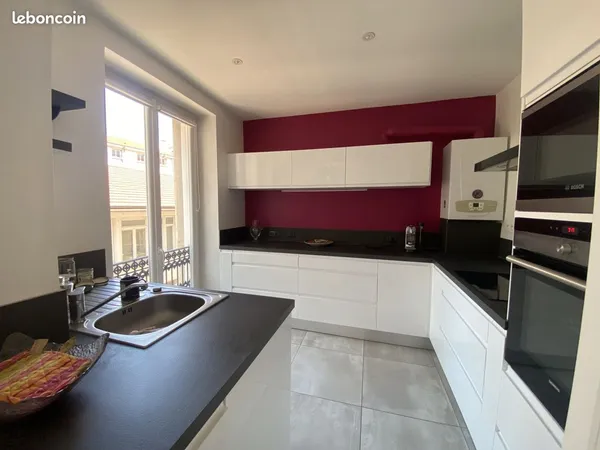 Appartement 5 pièces 178 m²