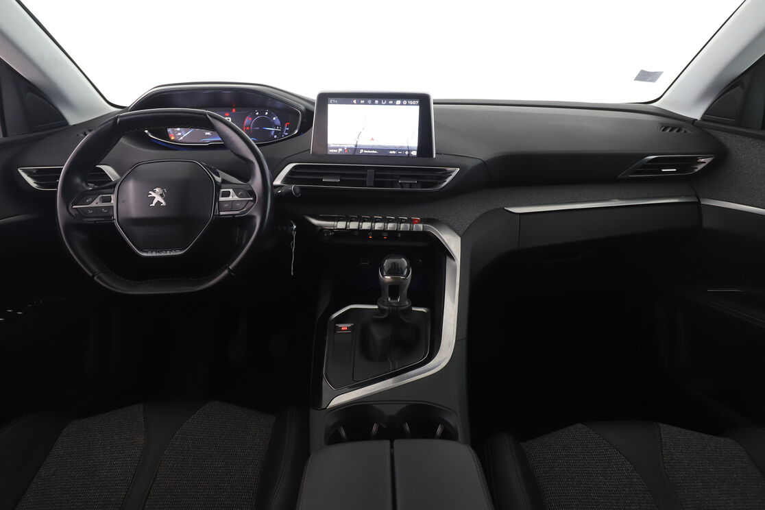 Peugeot 5008 1.5 Blue-HDi Allure — photo 11