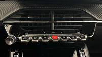 Peugeot 2008 1.2 PureTech 130ch S&S Allure EAT8 — photo 26