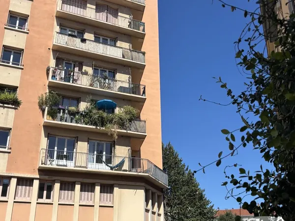 Parking 16 m²