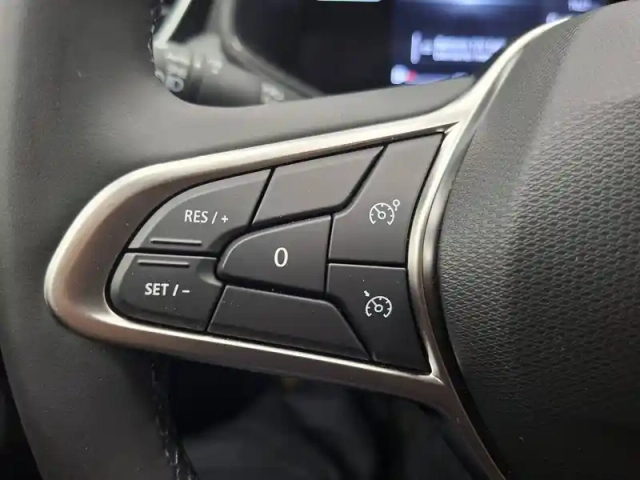 Renault Clio blue dci 100 ch gsr2 — photo 35