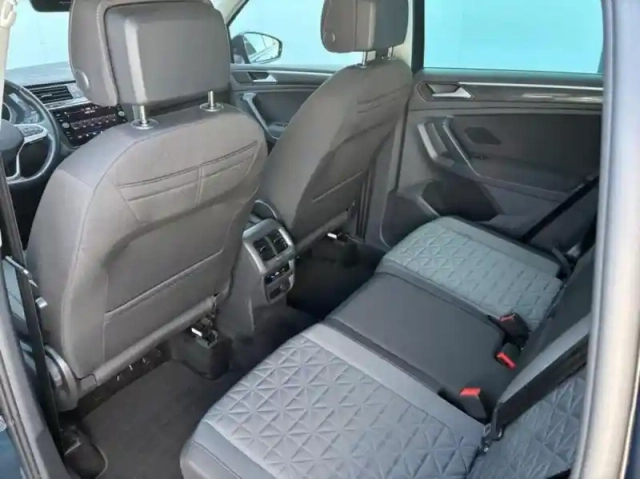 Volkswagen Tiguan 2.0 tdi 150ch life plus dsg7 — photo 7