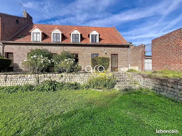 Maison 5 pièces 283 m²
