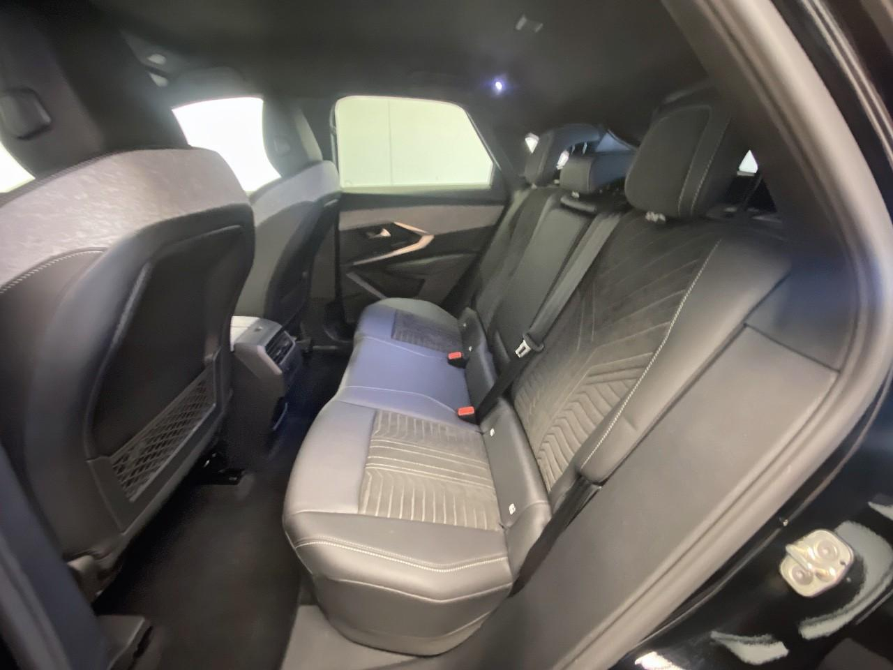 Peugeot 3008 hybrid 136 e-dcs6 gt — photo 10