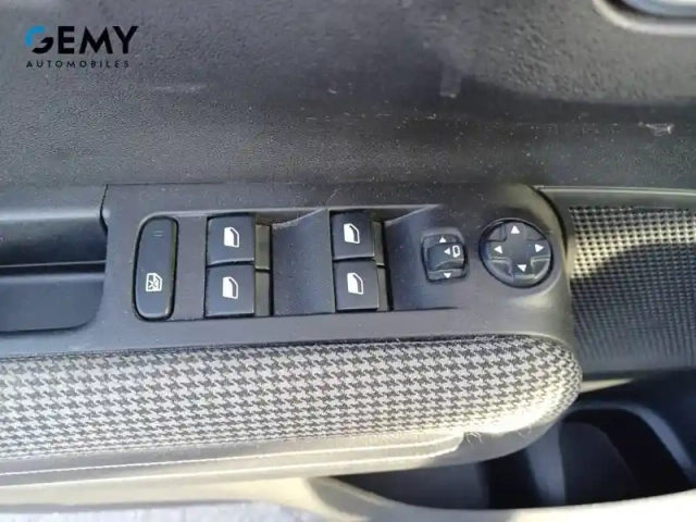 Citroën C3 Aircross puretech 130 s&amp;s eat6 — photo 13