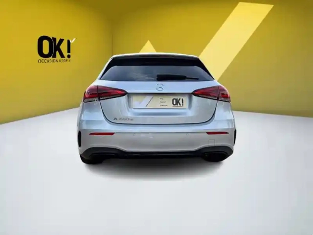 Mercedes Classe A camera   pack sport black — photo 4
