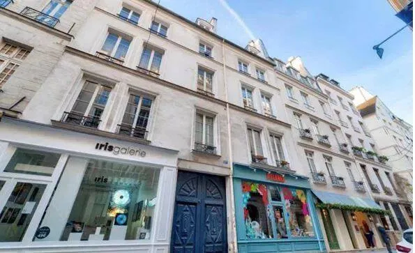 Bureaux 68 m²