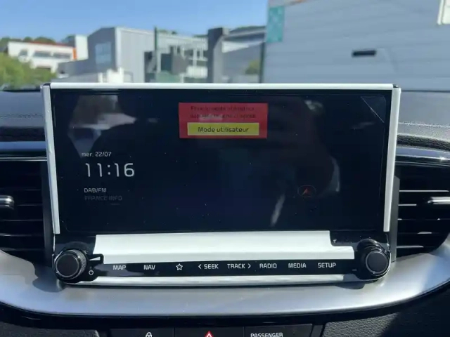 Kia Ceed sw 1.5 t-gdi 140 ch dct7 — photo 3