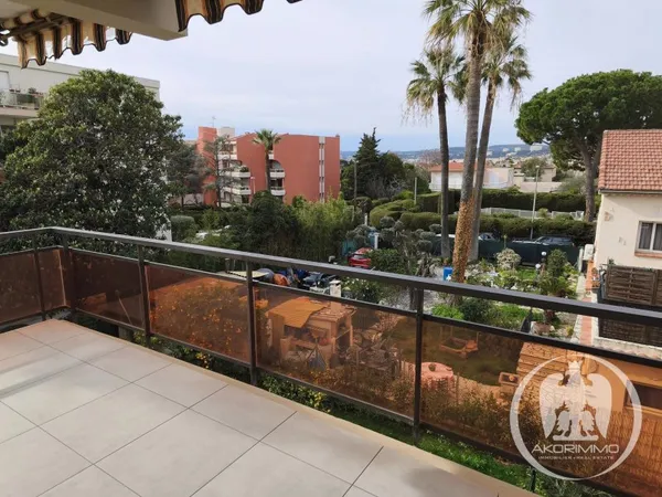 Appartement spacieux de 132 m² à Saint-Laurent-du-Var