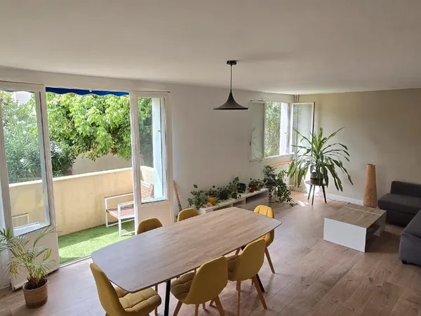 Appartement T3 de 75 m² entièrement rénové - Montélimar