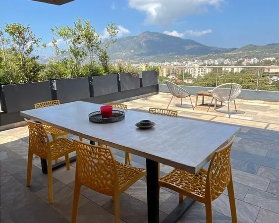 Maison individuelle moderne bon standing 217m2