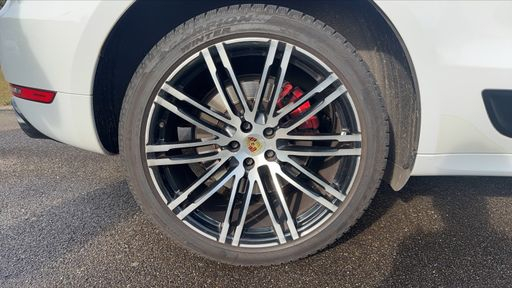 Porsche Macan 3.6 400 PDK - Turbo – 2017 – 126163 km – Essence – Boîte Automatique — photo 48