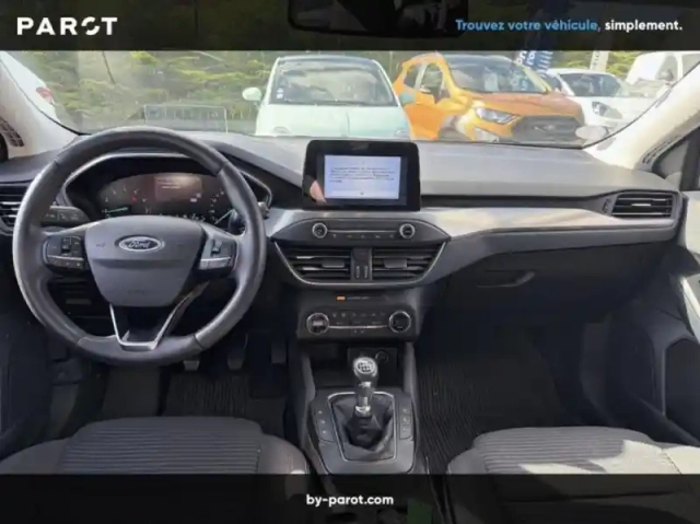 Ford Focus 1.0 ecoboost 125ch titanium — photo 3