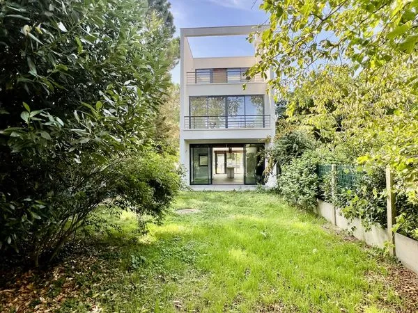 Maison familiale 5 pièces 102 m²