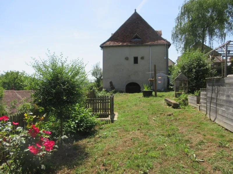 Photo 10