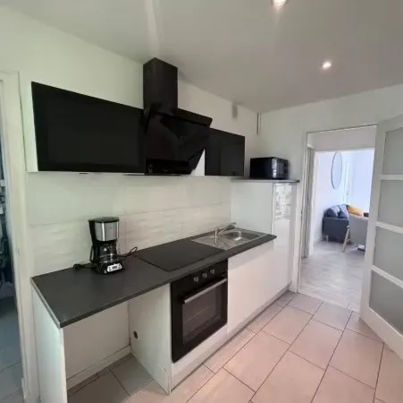 DERNIÈRE CHAMBRE DISPONIBLE EN COLOCATION - NANTES - T4 MEUBLÉ AVEC BALCON