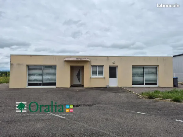 Locaux professionnels 199 m² AISEREY