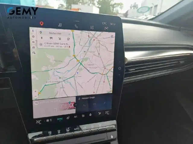 Renault Megane e-tech ev60 220 ch super charge — photo 16