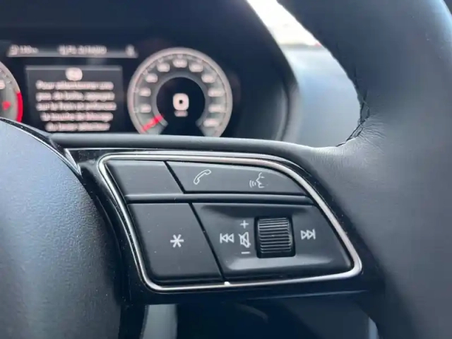 Audi Q2 35 tfsi 150 s tronic 7 — photo 59