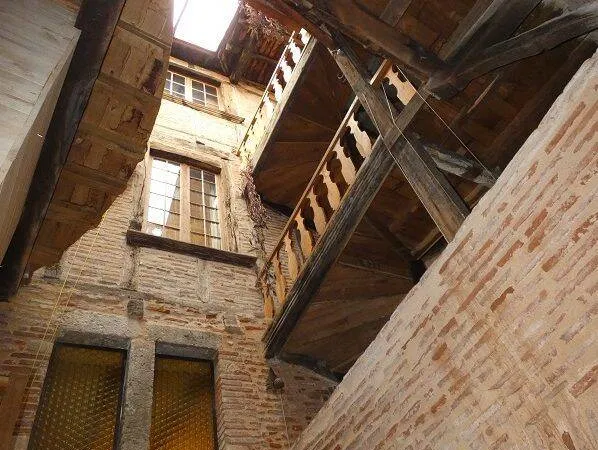 Maison 2 pièces 195 m²