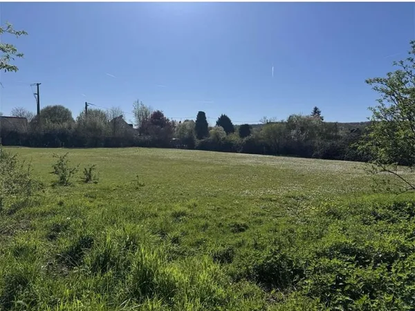 Terrain 791m² - La Neuville en Hez