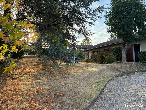 Maison de plain-pied 160 m² - 7 pièces - La Fouillouse (Quartier Bécaud)