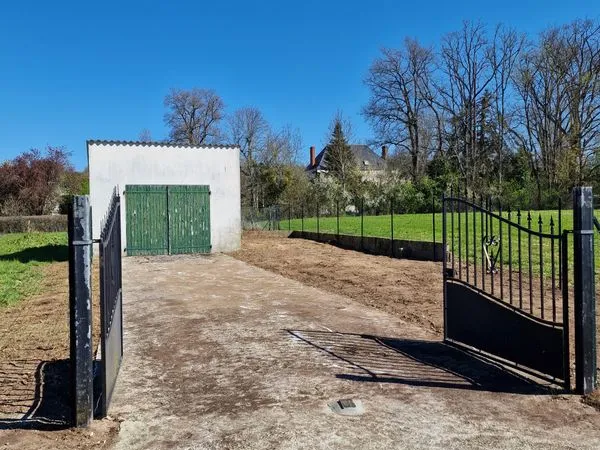 Garage sur terrain constructible