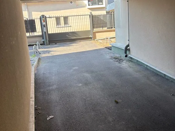 Place de parking souterraine Châtillon Parc André Malraux