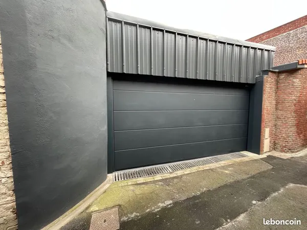 Lys Lez Lannoy garage rénové de 57m²