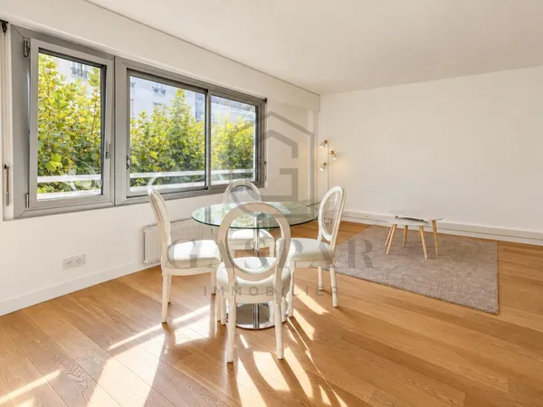 Loue studio - 30.72 m² - 1 pièce - Boulogne-Billancourt 92100