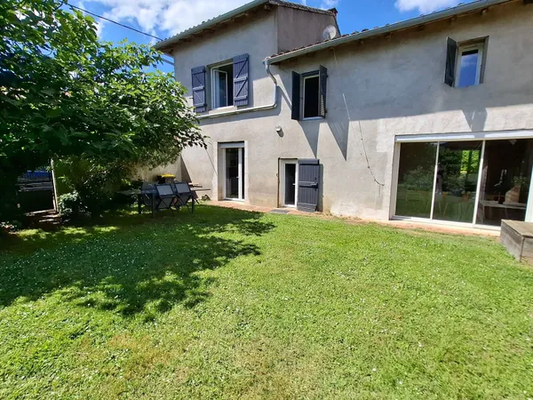 Maison 5 pièces 192 m²