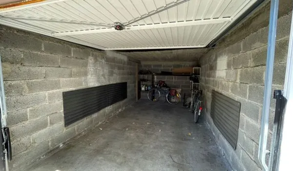 Parking 12 m²
