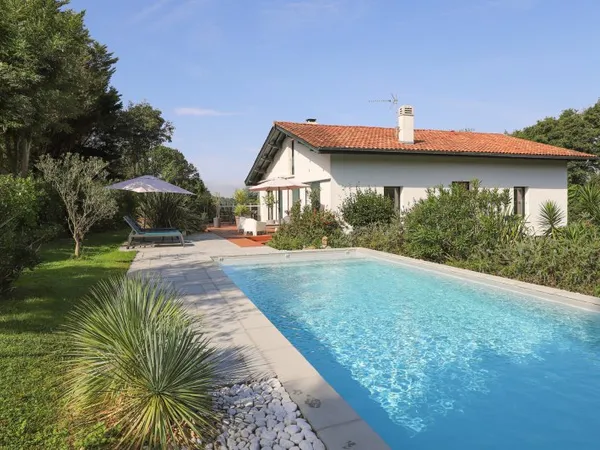 Maison 6 pièces 215 m²