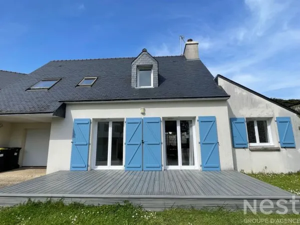 Centre-ville de Saint-Pierre Quiberon - Maison avec 4 chambres, jardin, garage et stationnements - R