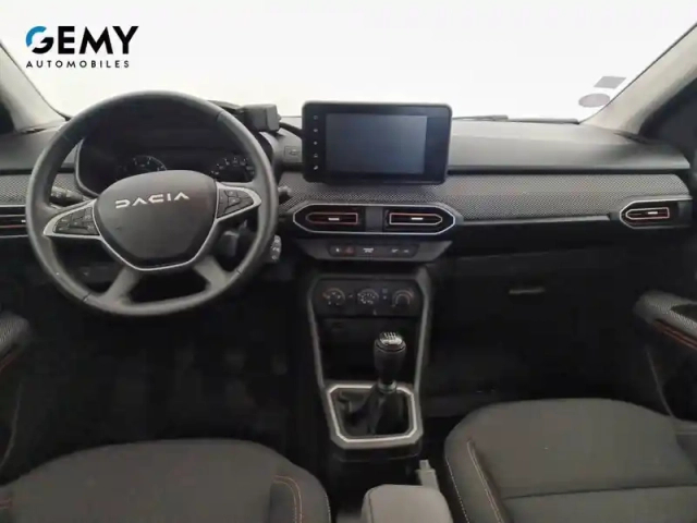 Dacia Sandero eco-g 100 — photo 23