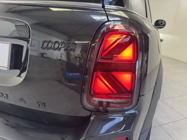 Mini Mini countryman 136 ch bva7 — photo 18