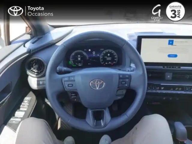 Toyota C-Hr 2.0 hybride rechargeable 225ch design ng23 — photo 9