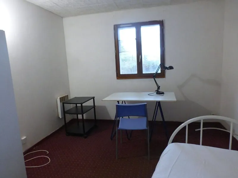 Photo 2