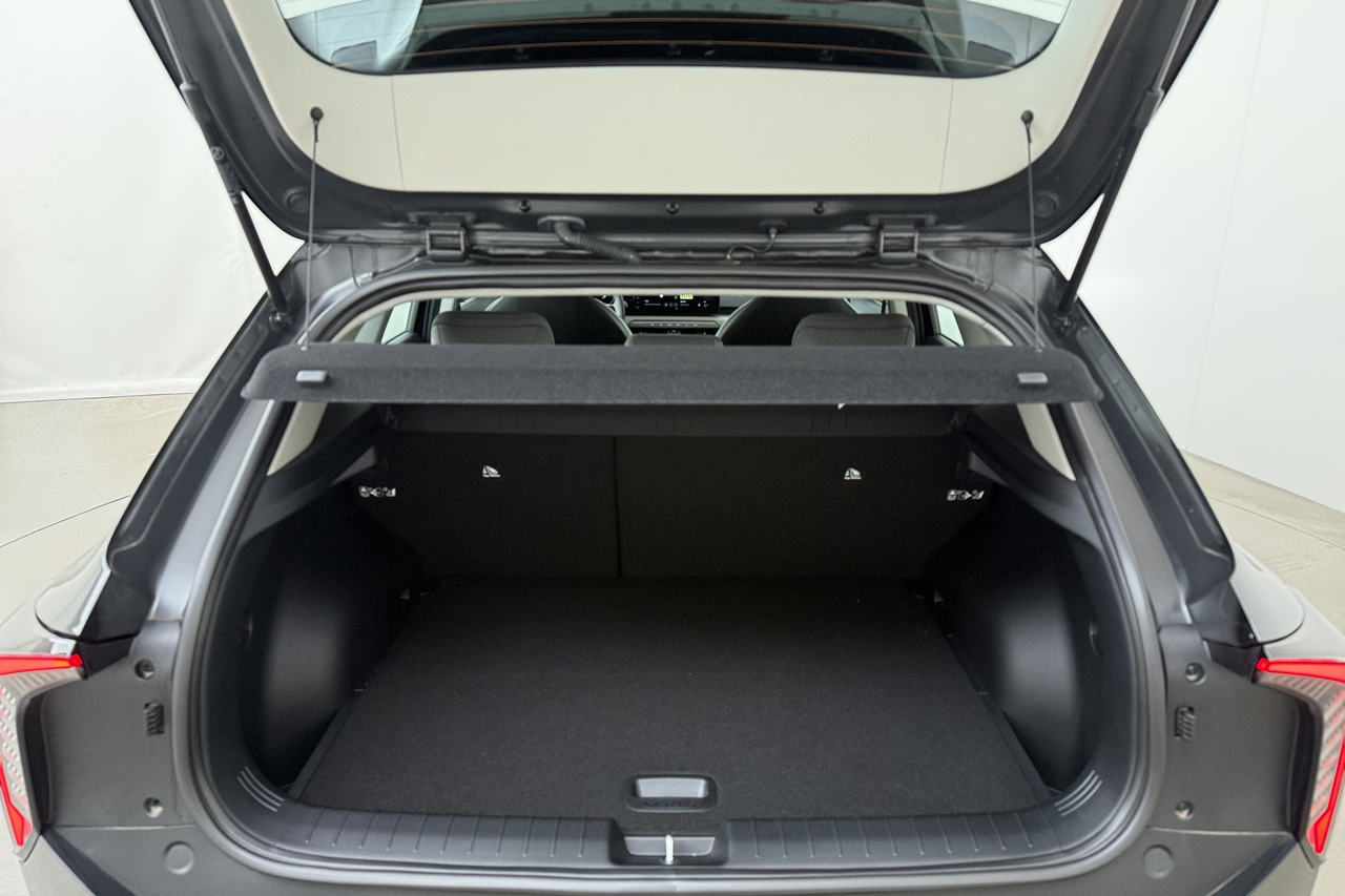 Kia EV4 — photo 5