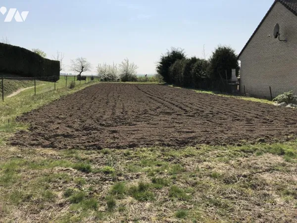 Terrain 820 m²