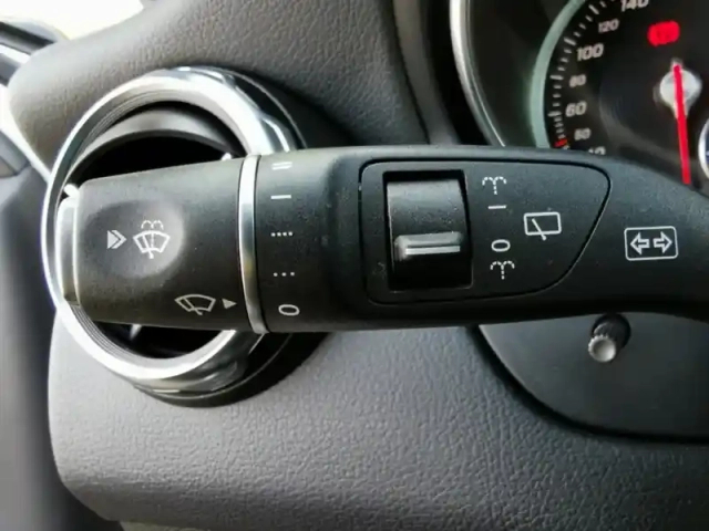 Mercedes Gla 220 d 4matic fascination pack — photo 18